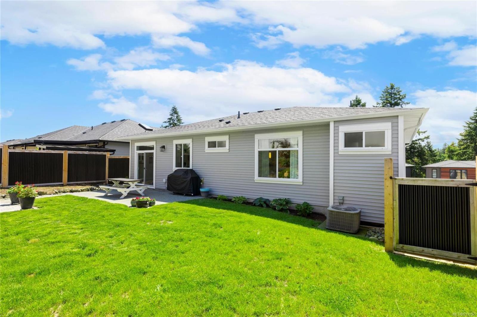 Modern 2Br Guest House In North Nanaimo Luaran gambar